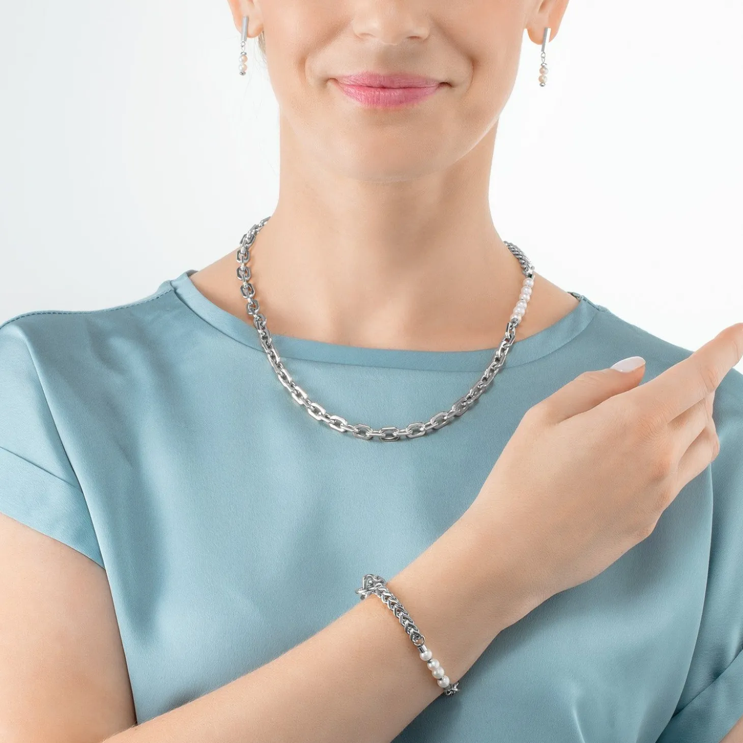 COEUR DE LION Perlenarmbänder-Armband Shape Shifter Süßwasserperlen Silber