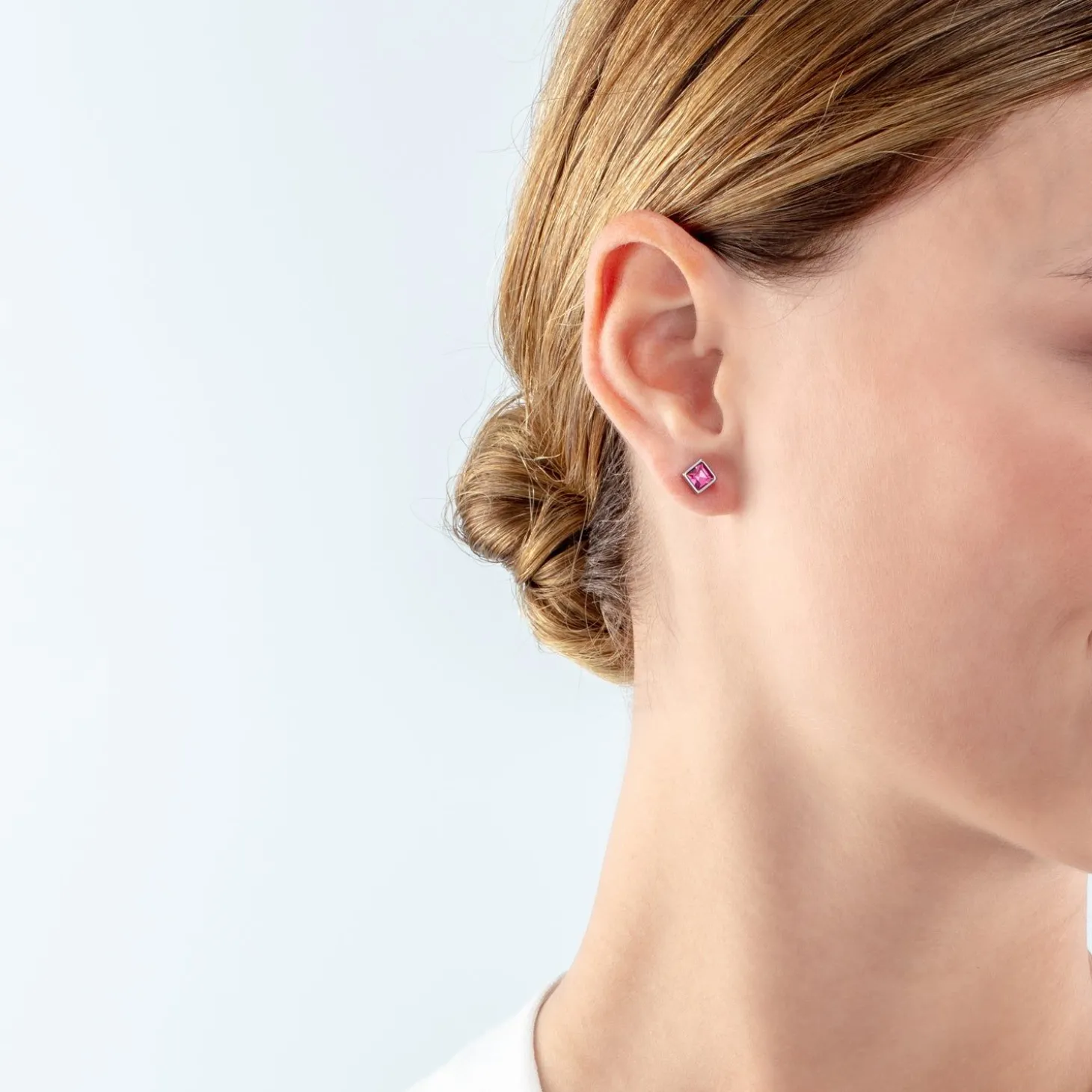 COEUR DE LION Coeur Essentials-Brillante quadratische kleine Ohrringe Silber Rosa
