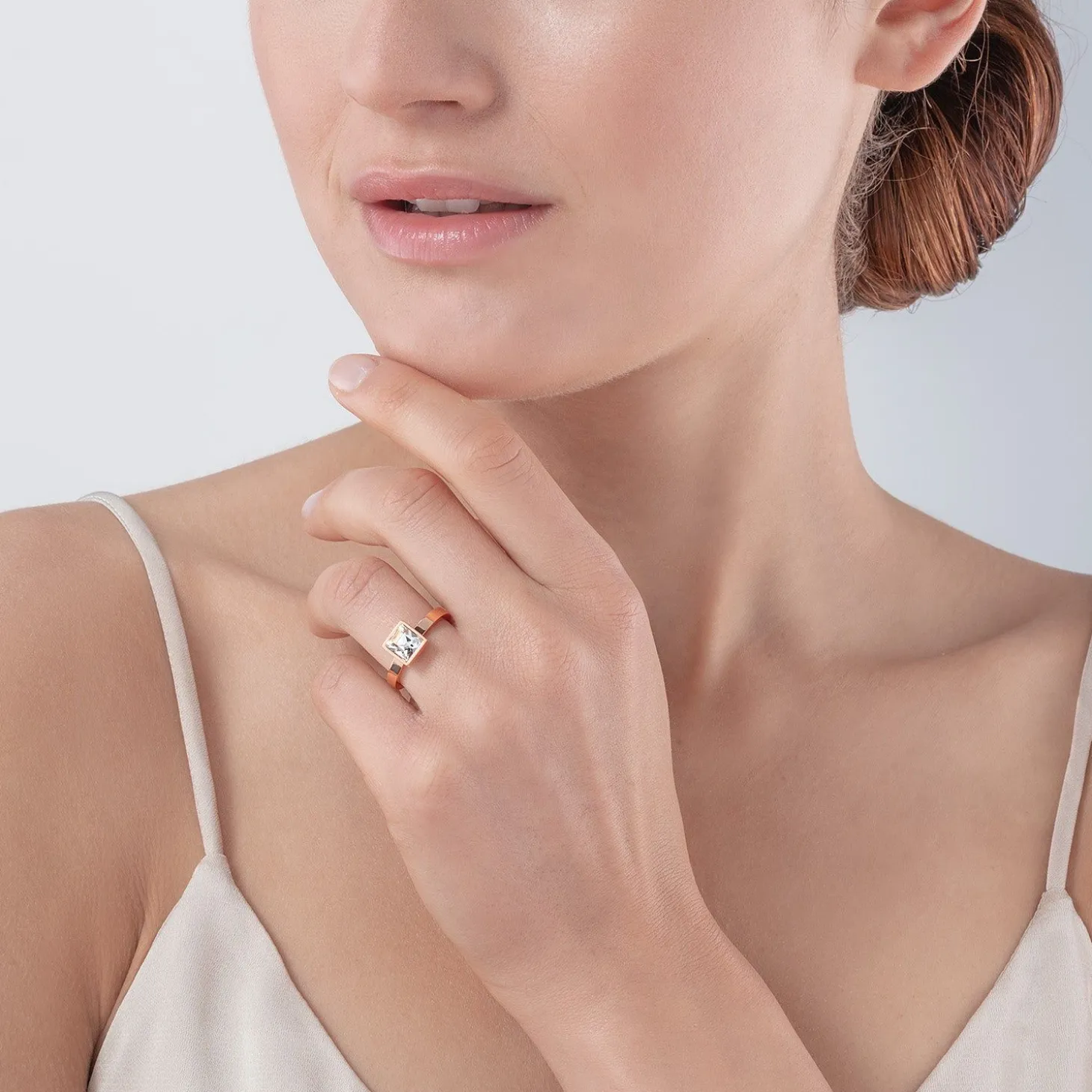 COEUR DE LION Coeur Essentials-Brillanter quadratischer großer Ring aus Roségold-Kristall