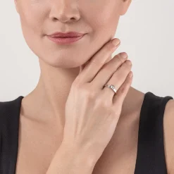 COEUR DE LION Coeur Essentials-Brillanter quadratischer kleiner Ring aus Silberkristall