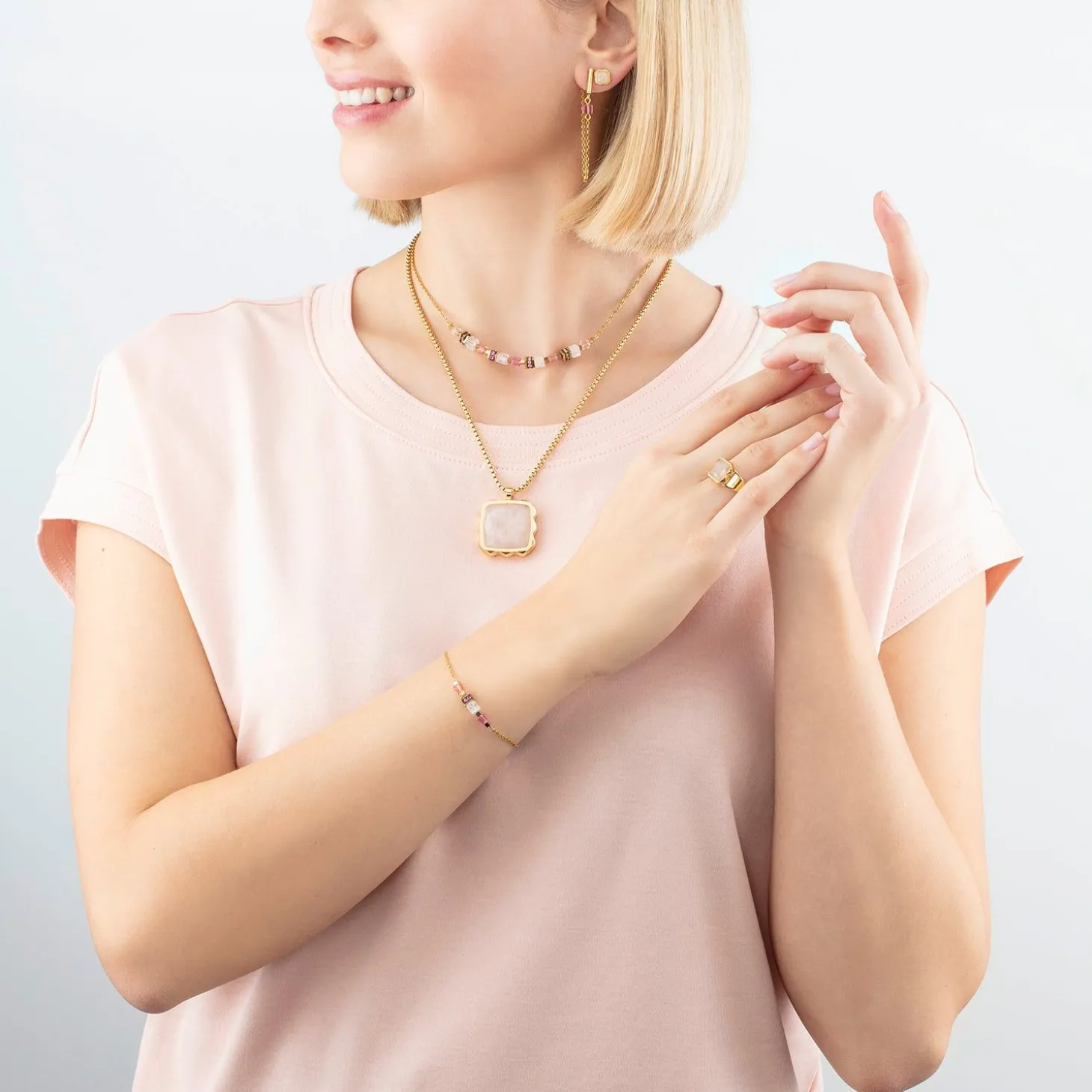 COEUR DE LION Edelsteinketten-Halskette Amulett Spikes Quadrat Rosenquarz Gold-Rosa