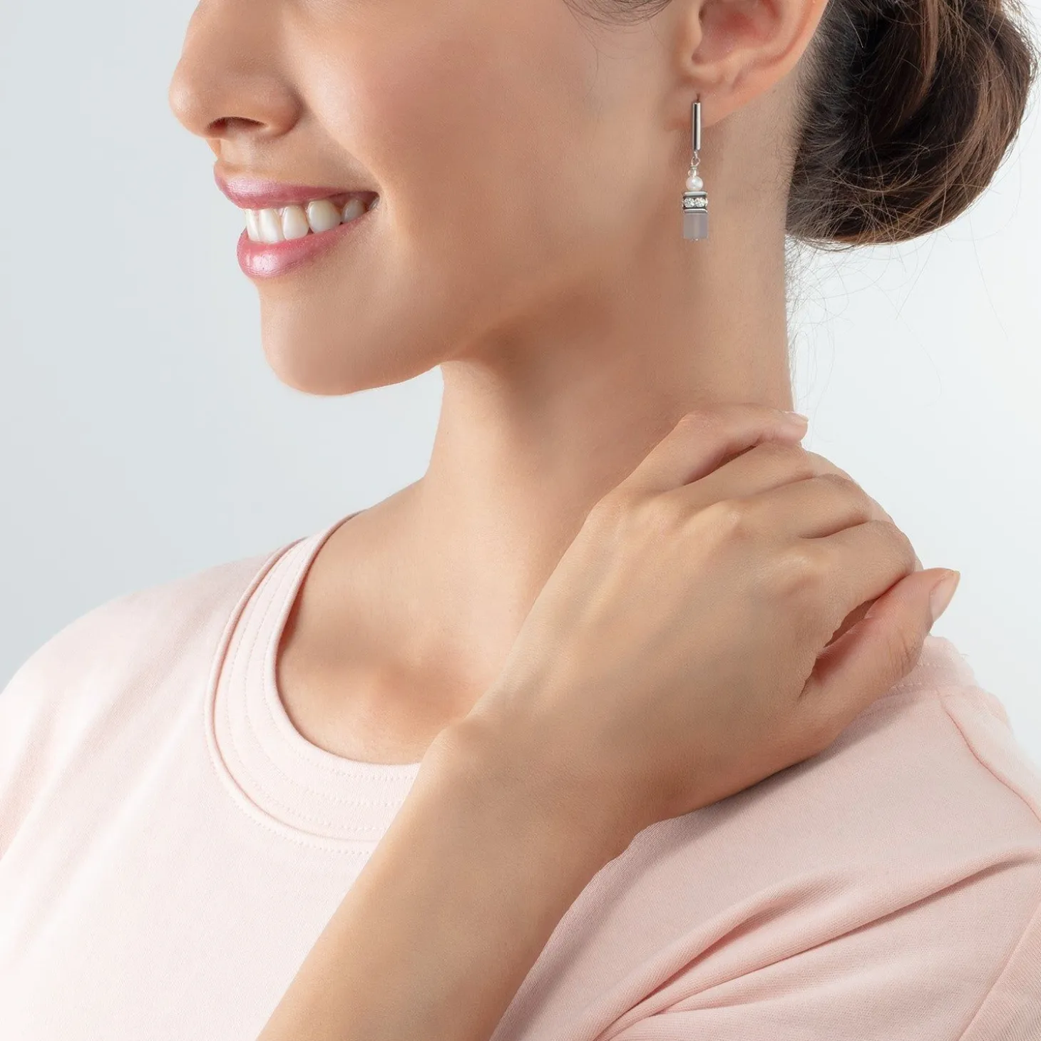 COEUR DE LION Echter Stein-Ohrringe Geocube® Fusion Precious Pearl Mix Silbergrau